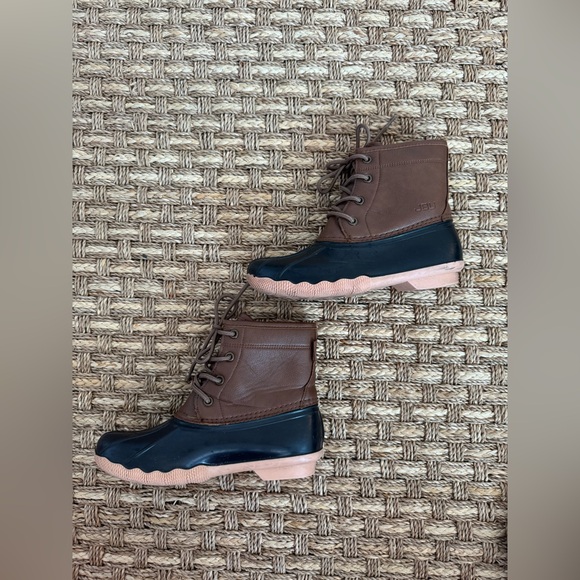 JBU Children’s Brown and Black Duck Boots, Size 3 Youth or Big Kids - Picture 5 of 8